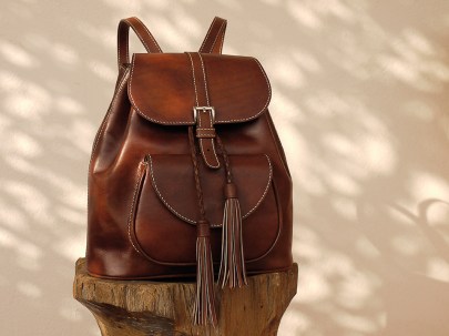 Sac à dos en cuir de zébu de madagascar, Maroquinerie IZAHO 9