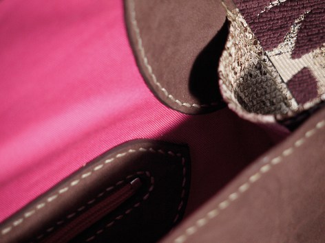 Pochette de soirée cuir de Zébu, Izaho, Madagascar 13