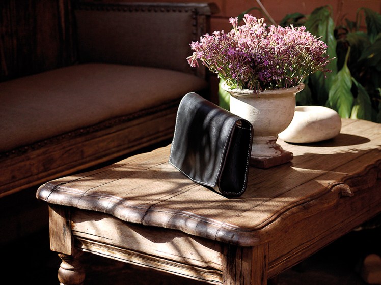 Pochette de soirée cuir de Zébu, Izaho, Madagascar 15