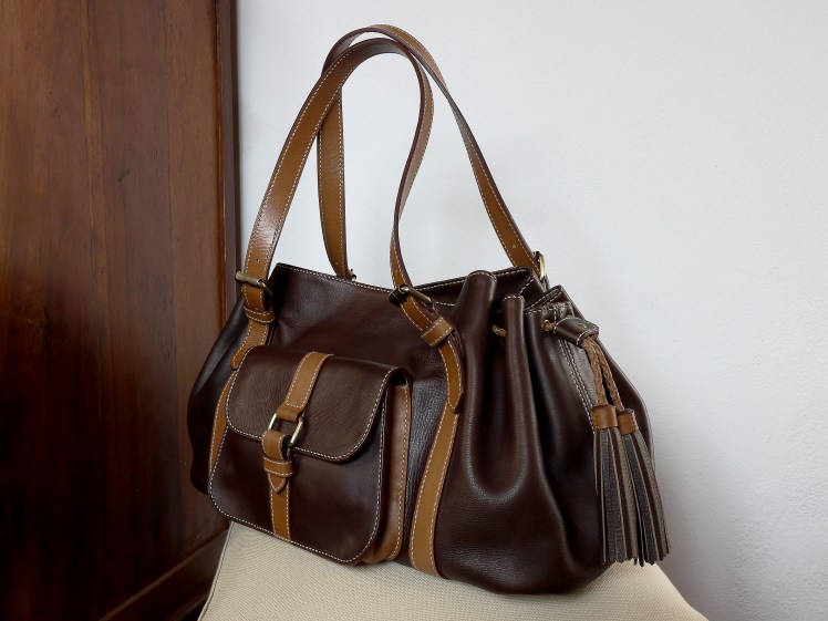 sac-en-cuir-de-zebu-de-mme-catherine-izaho-maroquinerie-madagascar-mm6