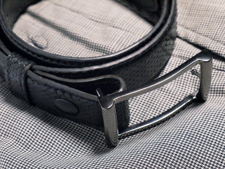 Ceinture en cuir de Monsieur Greg - Izaho Madagascar