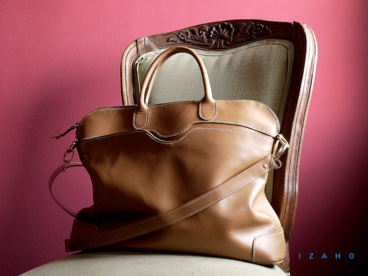 Sac de Mme Vounih, sac ou cabas en cuir, Maroquinerie Izaho Madagascar 13